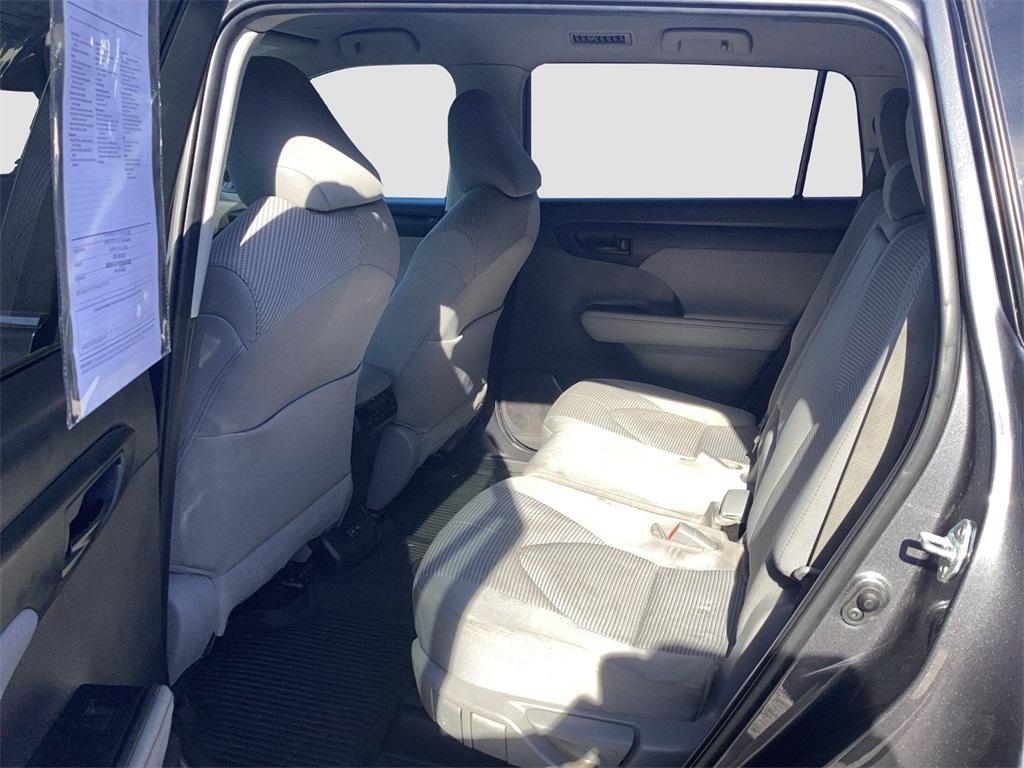 used 2023 Toyota Highlander car, priced at $29,500
