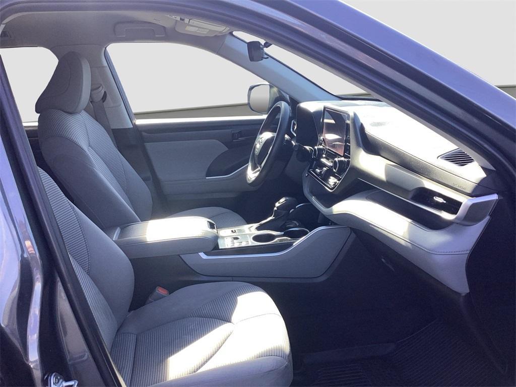 used 2023 Toyota Highlander car, priced at $29,500