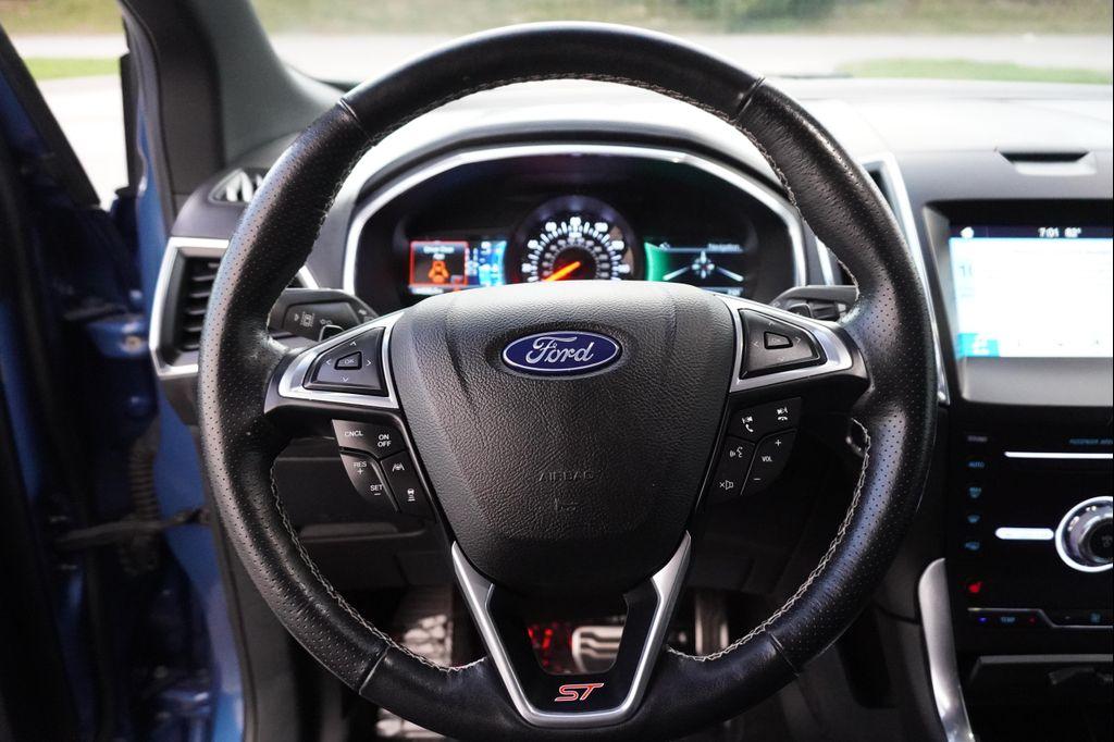 used 2019 Ford Edge car, priced at $18,895