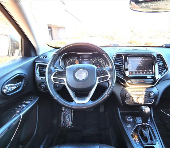 used 2019 Jeep Cherokee car, priced at $15,791