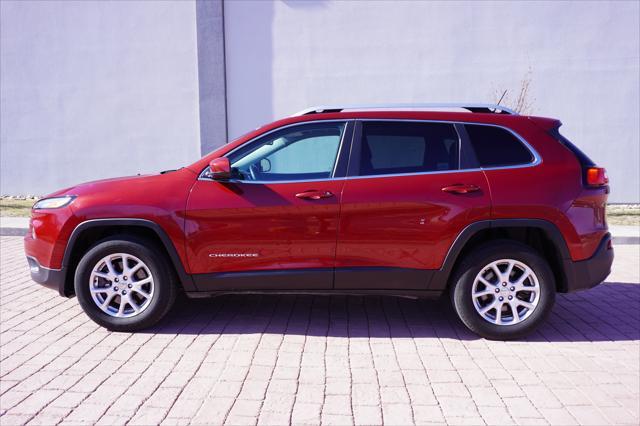 used 2015 Jeep Cherokee car, priced at $11,391
