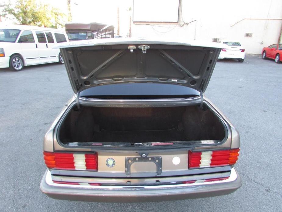 used 1987 Mercedes-Benz S-Class car, priced at $7,995