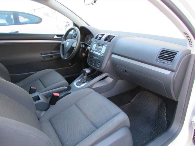 used 2008 Volkswagen Rabbit car, priced at $7,995