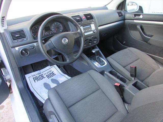 used 2008 Volkswagen Rabbit car, priced at $7,995