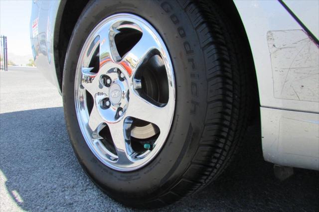 used 2006 Hyundai Sonata car, priced at $6,995