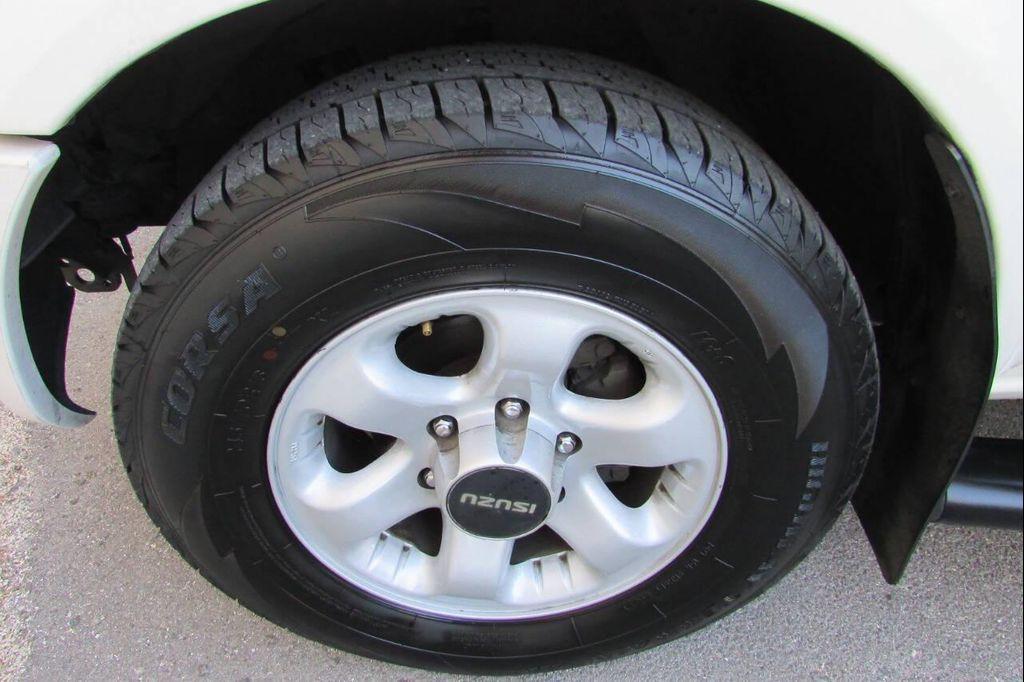 used 1999 Isuzu Rodeo car, priced at $4,995