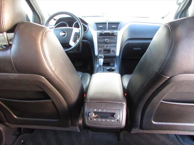 used 2009 Chevrolet Traverse car, priced at $9,900