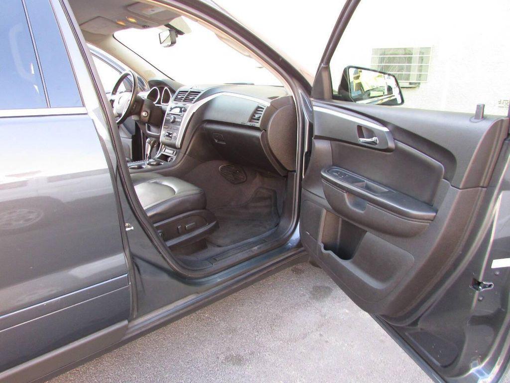 used 2009 Chevrolet Traverse car, priced at $7,900