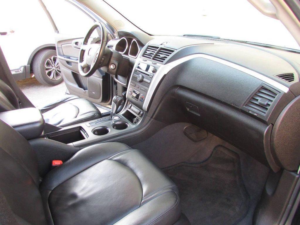 used 2009 Chevrolet Traverse car, priced at $7,900