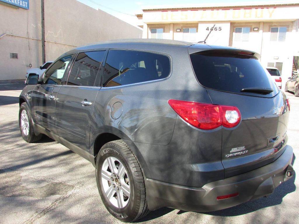 used 2009 Chevrolet Traverse car, priced at $7,900