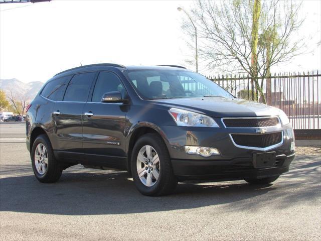 used 2009 Chevrolet Traverse car, priced at $9,900