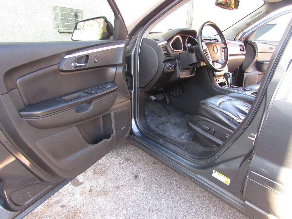 used 2009 Chevrolet Traverse car, priced at $7,900