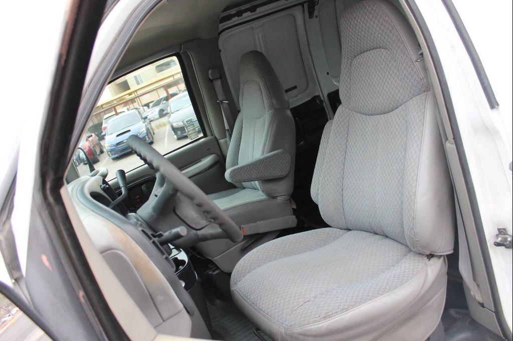 used 1998 GMC Savana 2500 car, priced at $6,995