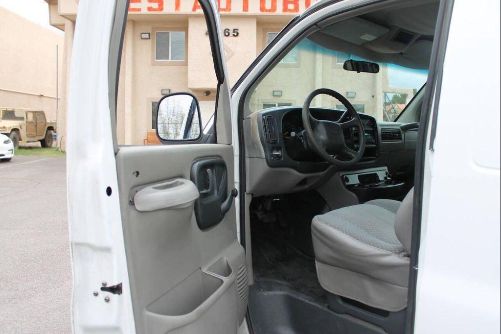 used 1998 GMC Savana 2500 car, priced at $6,995