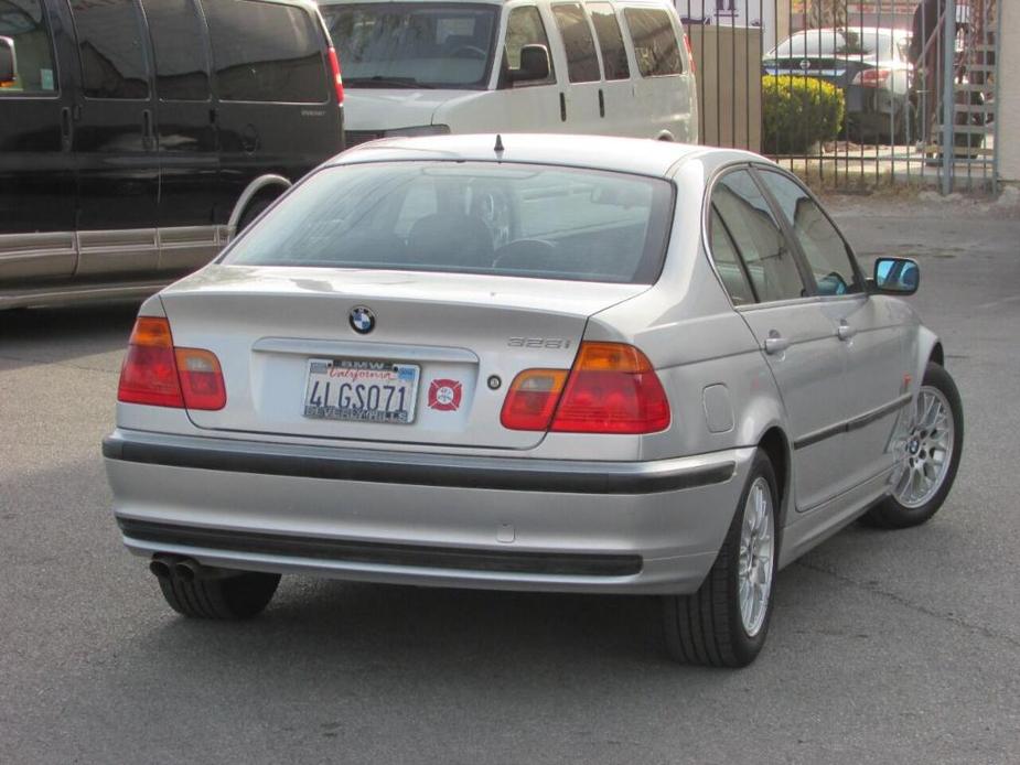 used 2000 BMW 328 car, priced at $6,995