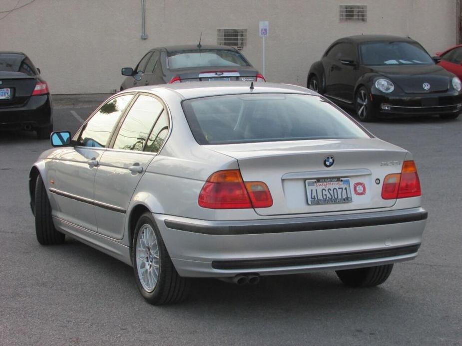 used 2000 BMW 328 car, priced at $6,995