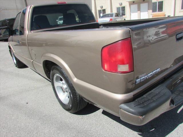 used 2003 GMC Sonoma car, priced at $8,900