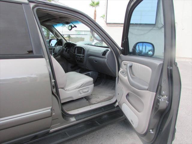 used 2006 Toyota Sequoia car, priced at $9,995