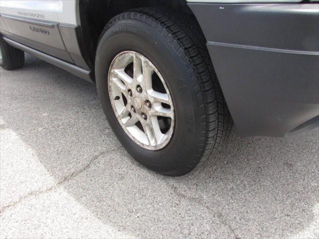 used 2004 Jeep Grand Cherokee car, priced at $7,995