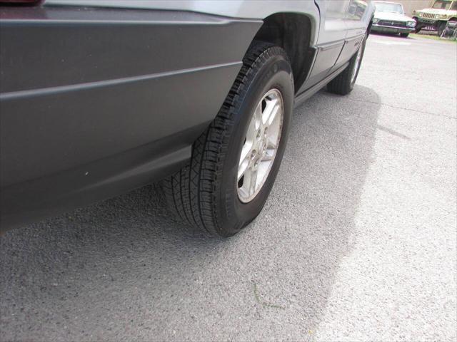 used 2004 Jeep Grand Cherokee car, priced at $7,995