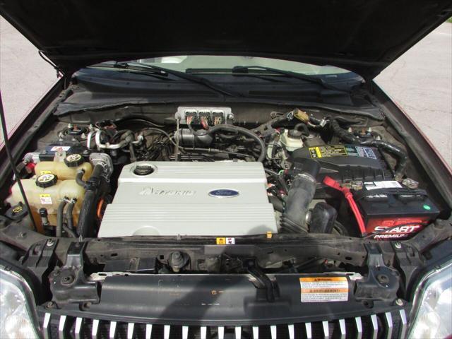 used 2006 Mercury Mariner Hybrid car, priced at $6,995