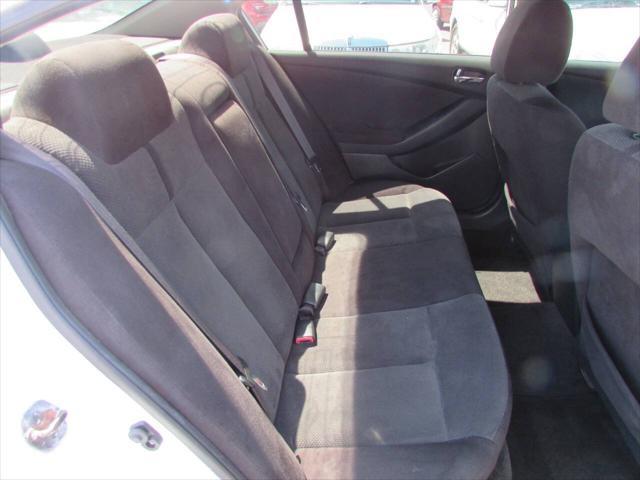used 2007 Nissan Altima car, priced at $5,995