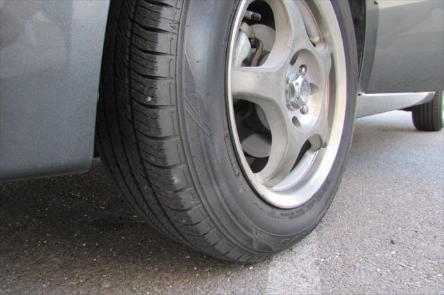 used 2007 Saturn Ion car, priced at $5,995