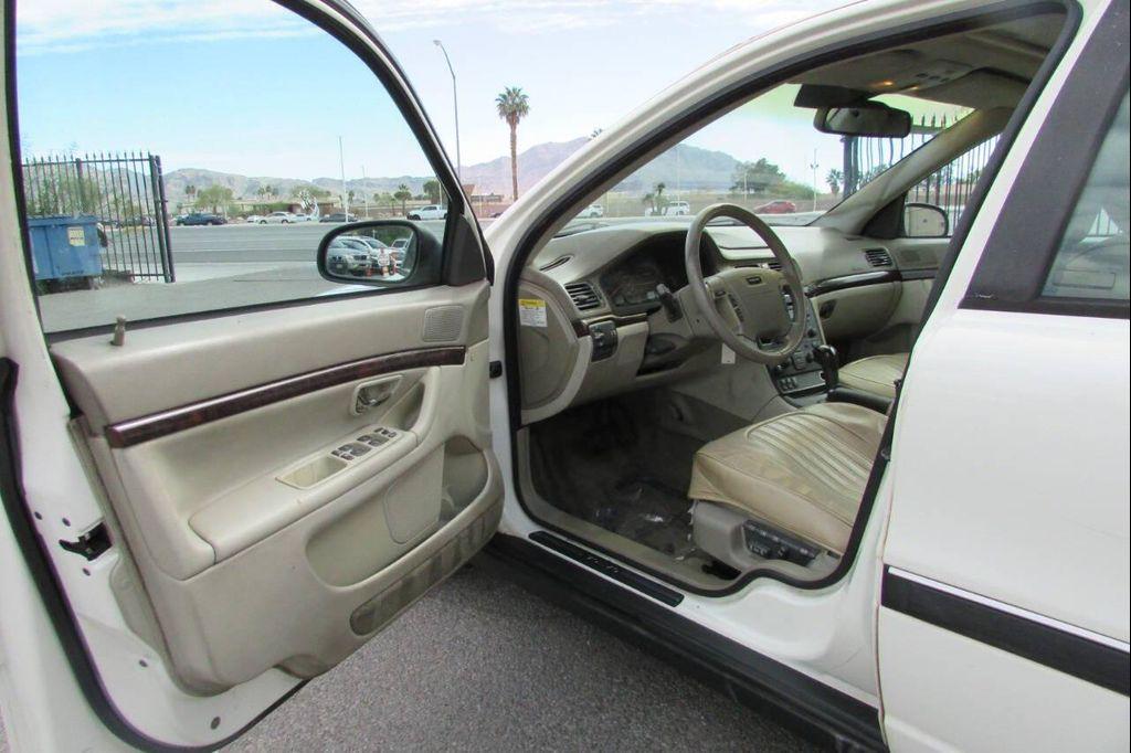 used 2000 Volvo S80 car, priced at $4,995