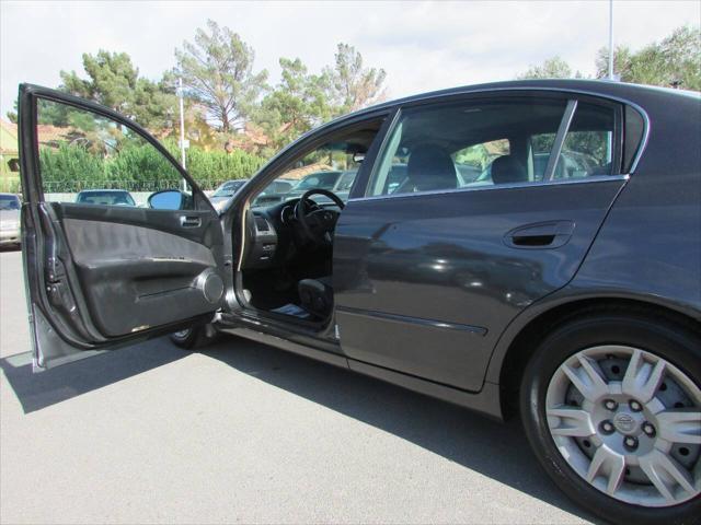 used 2006 Nissan Altima car, priced at $4,995