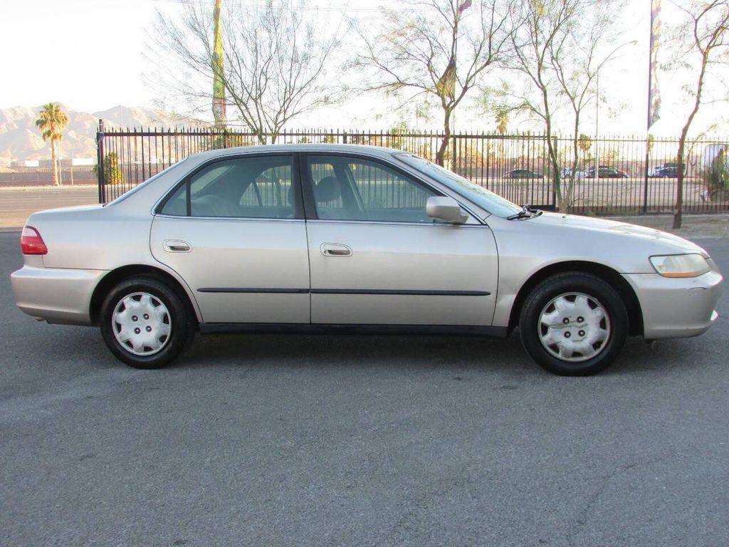 used 2000 Honda Accord car, priced at $5,995