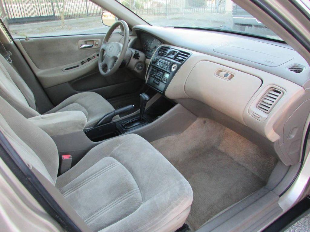 used 2000 Honda Accord car, priced at $5,995