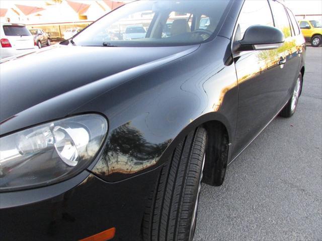 used 2012 Volkswagen Jetta SportWagen car, priced at $6,995