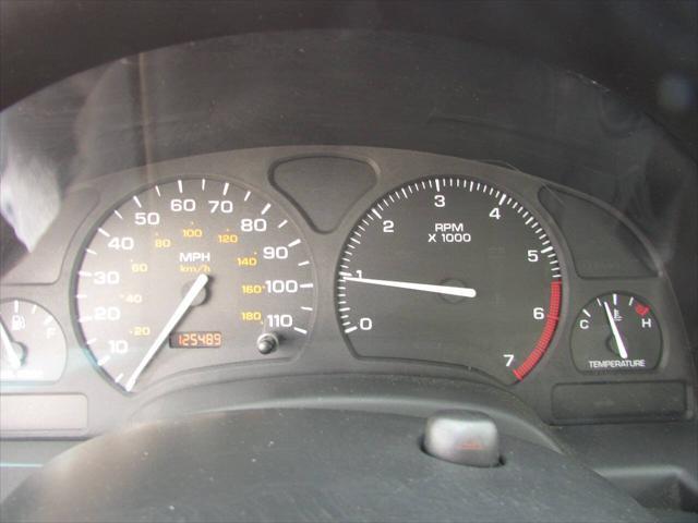 used 2001 Saturn SC car, priced at $3,995
