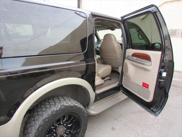 used 2000 Ford Excursion car, priced at $14,995