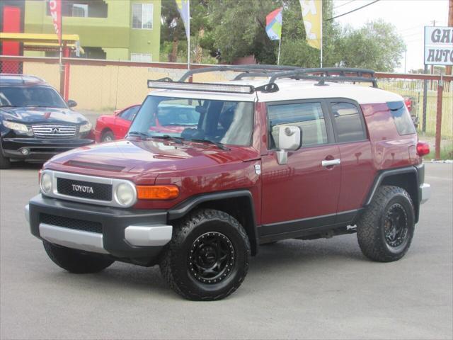 used 2008 Toyota FJ Cruiser car, priced at $13,995