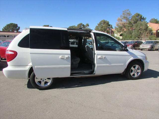 used 2005 Dodge Grand Caravan car, priced at $5,995