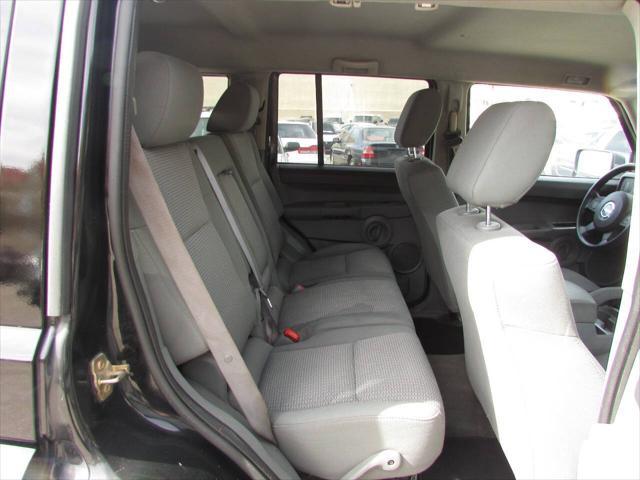 used 2007 Jeep Commander car, priced at $8,995