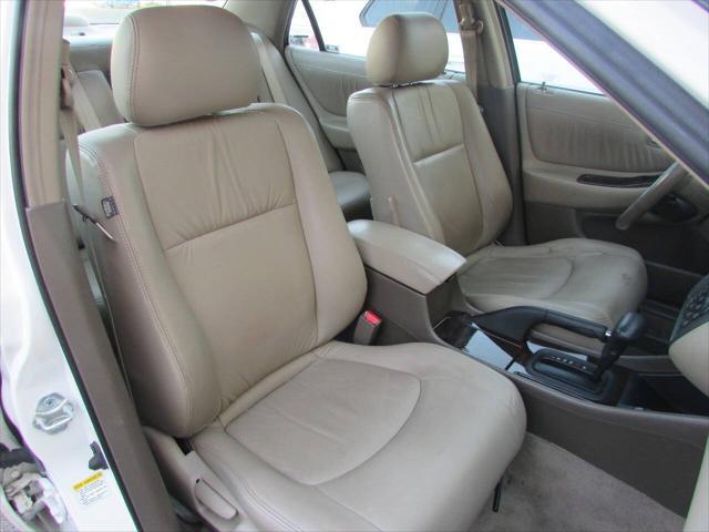 used 2000 Honda Accord car, priced at $7,995