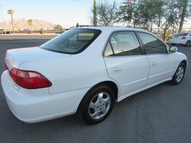 used 2000 Honda Accord car, priced at $7,995