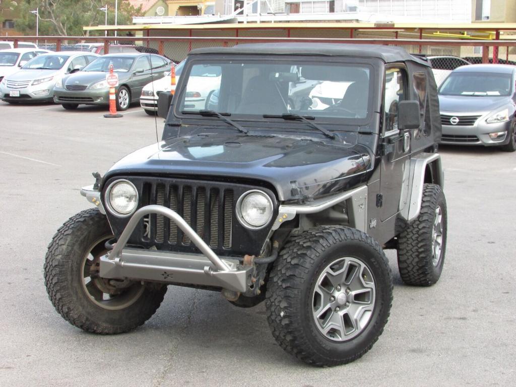 used 2000 Jeep Wrangler car, priced at $8,995