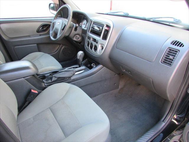 used 2006 Ford Escape car, priced at $6,995