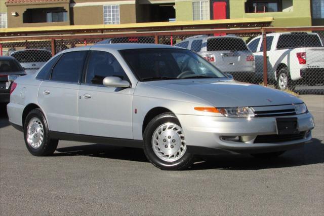 used 2000 Saturn LS car, priced at $5,995