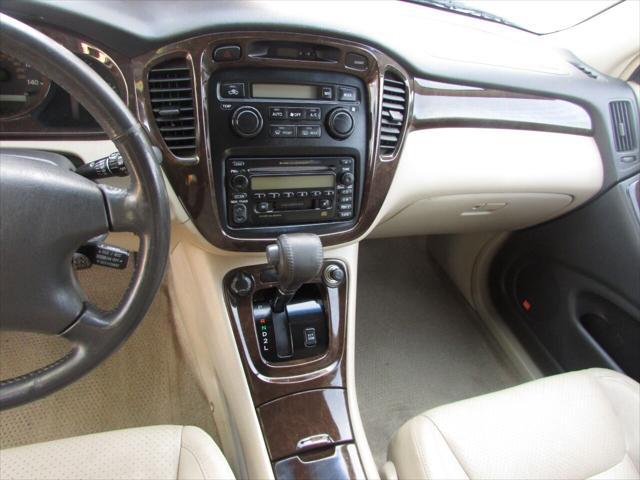 used 2003 Toyota Highlander car, priced at $6,995