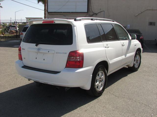 used 2003 Toyota Highlander car, priced at $6,995