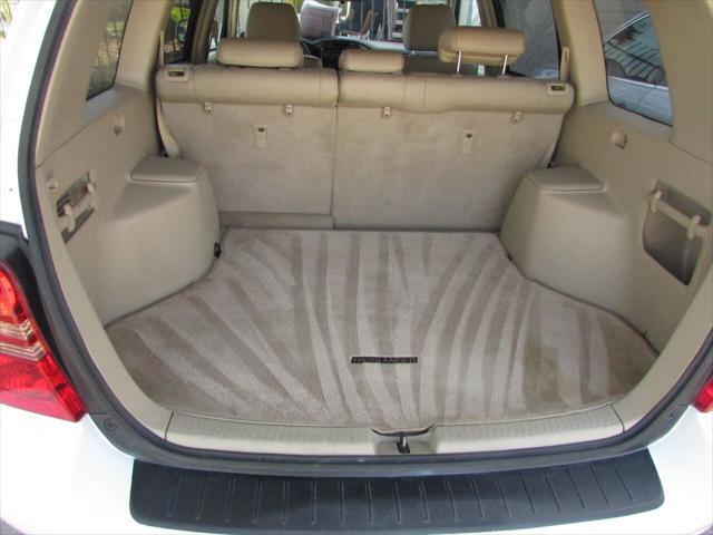 used 2003 Toyota Highlander car, priced at $6,995