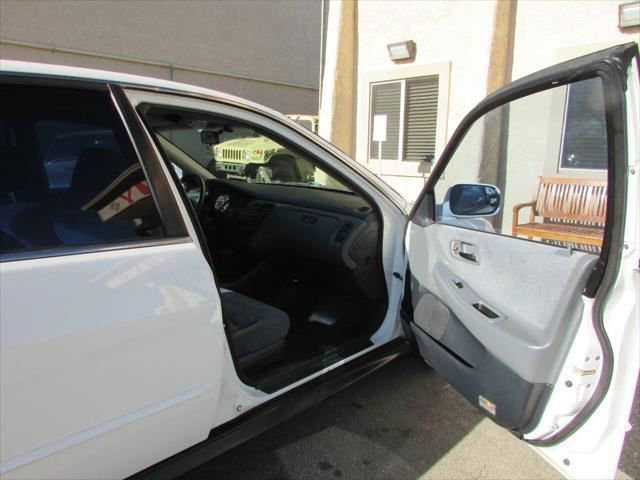 used 2001 Honda Accord car, priced at $4,995