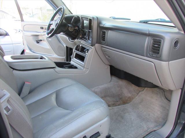 used 2005 GMC Yukon car, priced at $8,995