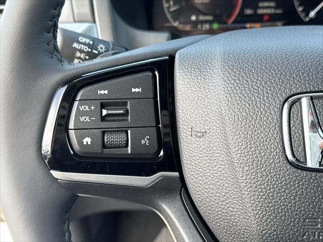 new 2025 Honda Odyssey car, priced at $42,376