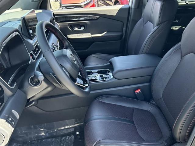 new 2025 Honda Pilot car, priced at $52,057