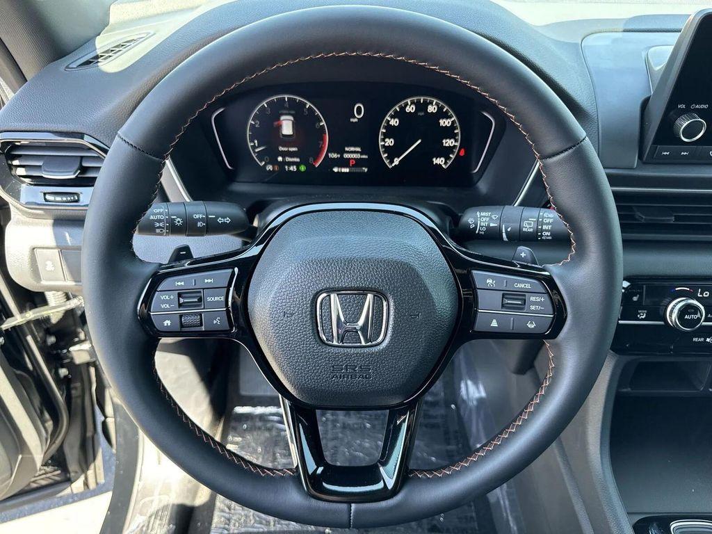 new 2025 Honda Pilot car, priced at $42,638